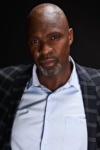 Slika glumca Simo Mogwaza