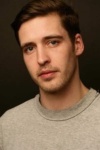 Slika glumca Alex Burns