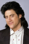 Slika glumca Richard Lewis