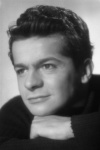 Slika glumca Serge Reggiani