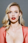 Slika glumca Kelli Garner