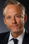 Slika glumca John Benjamin Hickey