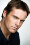 Slika glumca Michael Shanks