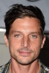 Slika glumca Simon Rex