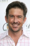 Slika glumca Charlie Schlatter