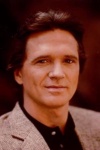 Slika glumca Tom Mason