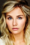 Slika glumca Clare Bowen