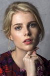 Slika glumca Lucy Boynton