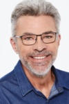 Slika glumca John J. York