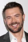 Slika glumca Charlie Weber