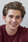 Slika glumca Austin Abrams