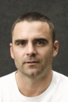 Slika glumca Dustin Clare