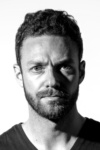 Slika glumca Ross Marquand