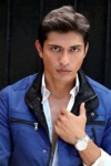 Slika glumca Adi Putra