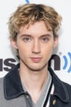 Slika glumca Troye Sivan