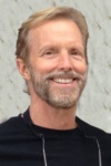 Slika glumca Martin Rabbett