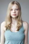 Slika glumca Emma Bading