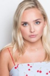 Slika glumca Mia Rose Frampton