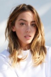 Slika glumca Chloe Bennet