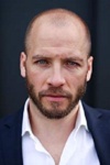Slika glumca Mingus Johnston