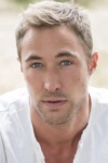 Slika glumca Kyle Lowder