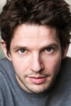 Slika glumca Damien Molony