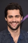 Slika glumca Matthew Daddario
