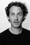 Slika glumca Dustin Demri-Burns