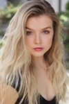 Slika glumca Anna Grace Barlow