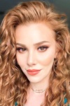 Slika glumca Elçin Sangu