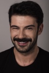 Slika glumca Rüzgar Aksoy