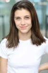 Slika glumca Mia Sinclair Jenness