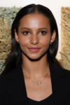 Slika glumca Francesca Hayward