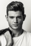 Slika glumca Maor Schwitzer
