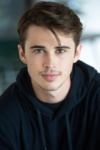 Slika glumca Logan Allen