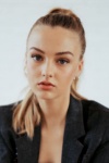Slika glumca Lilly Krug