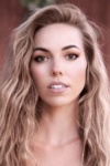 Slika glumca Courtney Blythe Turk