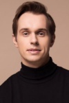 Slika glumca Zach Adkins