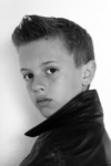 Slika glumca Dylan Torrell