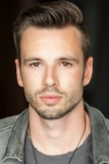Slika glumca Nik Andrews