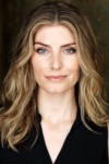 Slika glumca Caitlin Bassett