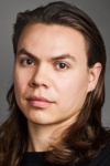Slika glumca Wayne Burns