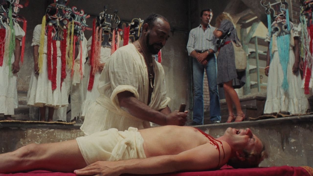 Pozadina za film Papaya: Love Goddess of the Cannibals