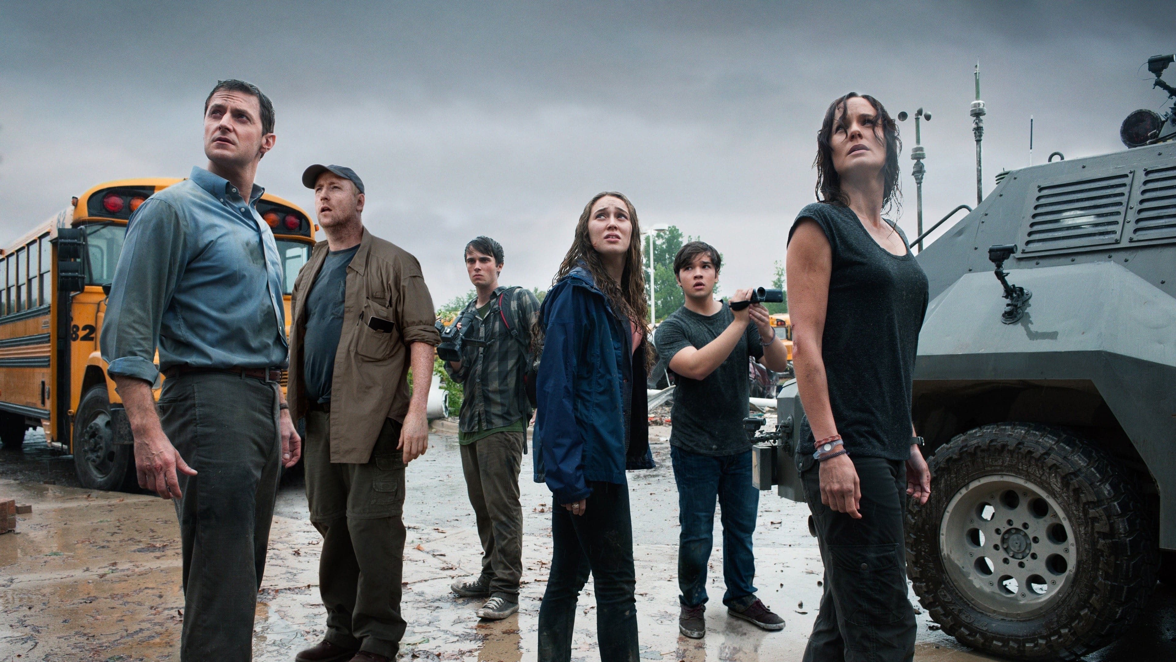 Pozadina za film Into the Storm