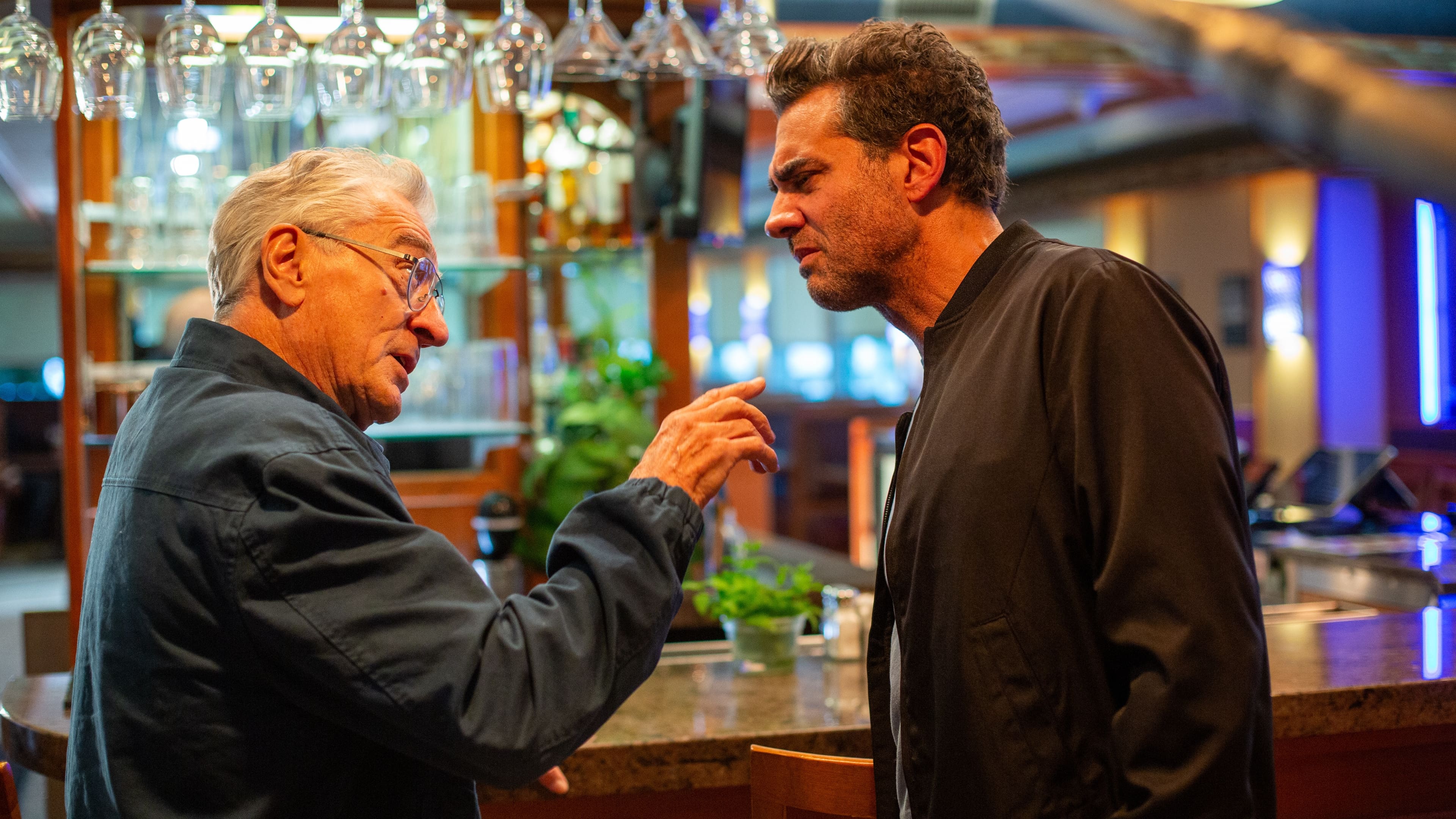 Pozadina za film Ezra