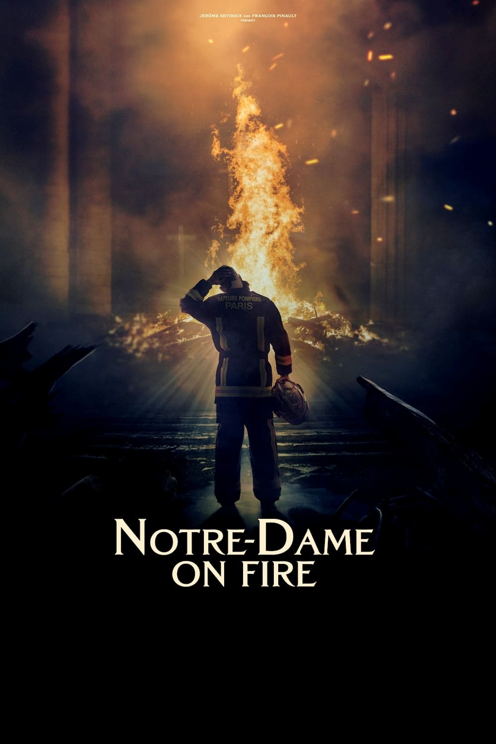 Poster za film Notre-Dame on Fire