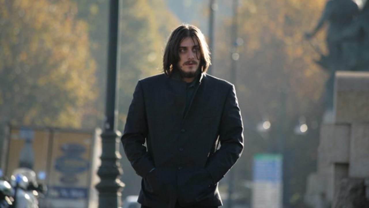Pozadina za film The Solitude of Prime Numbers
