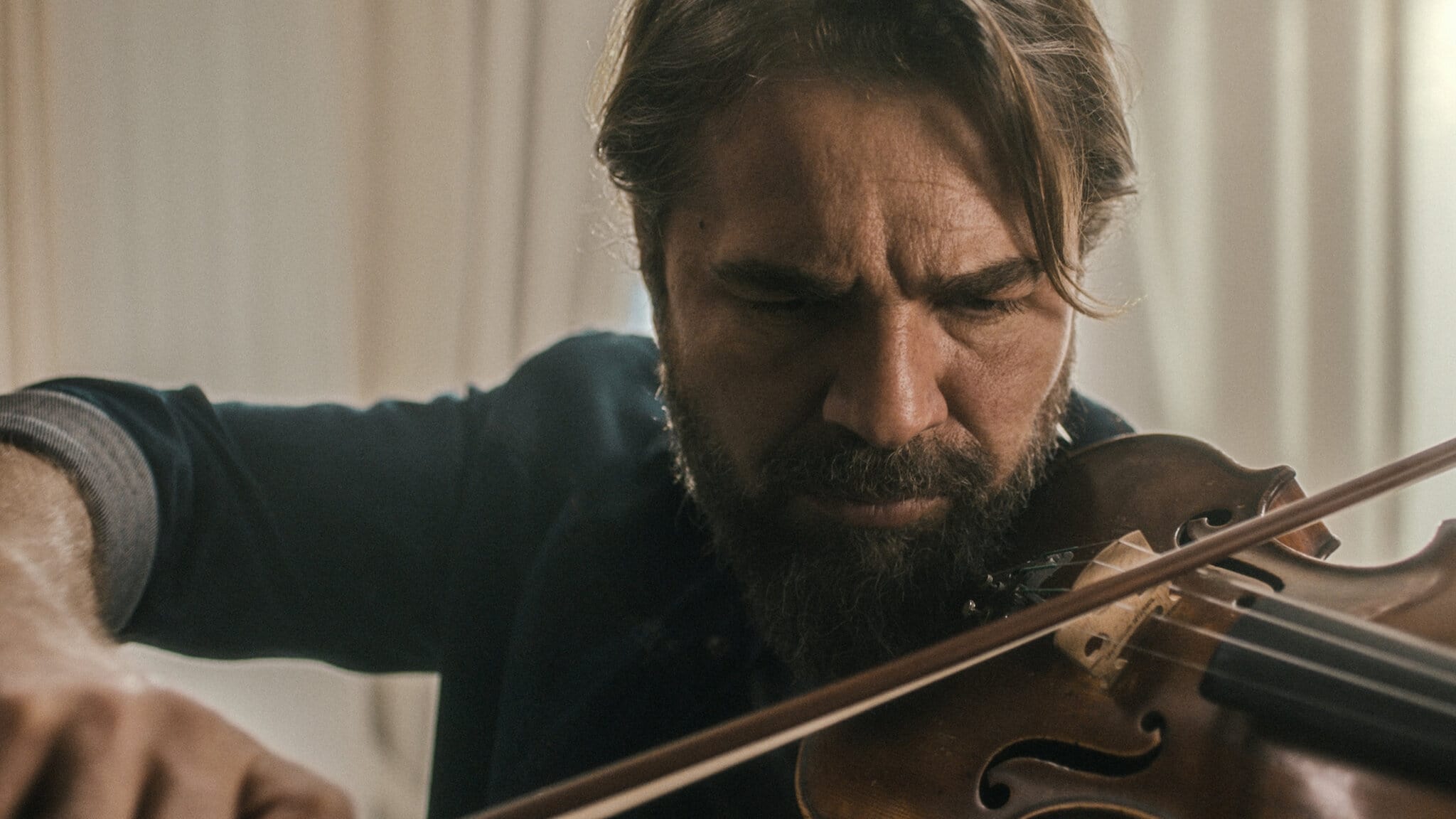 Pozadina za film My Father's Violin