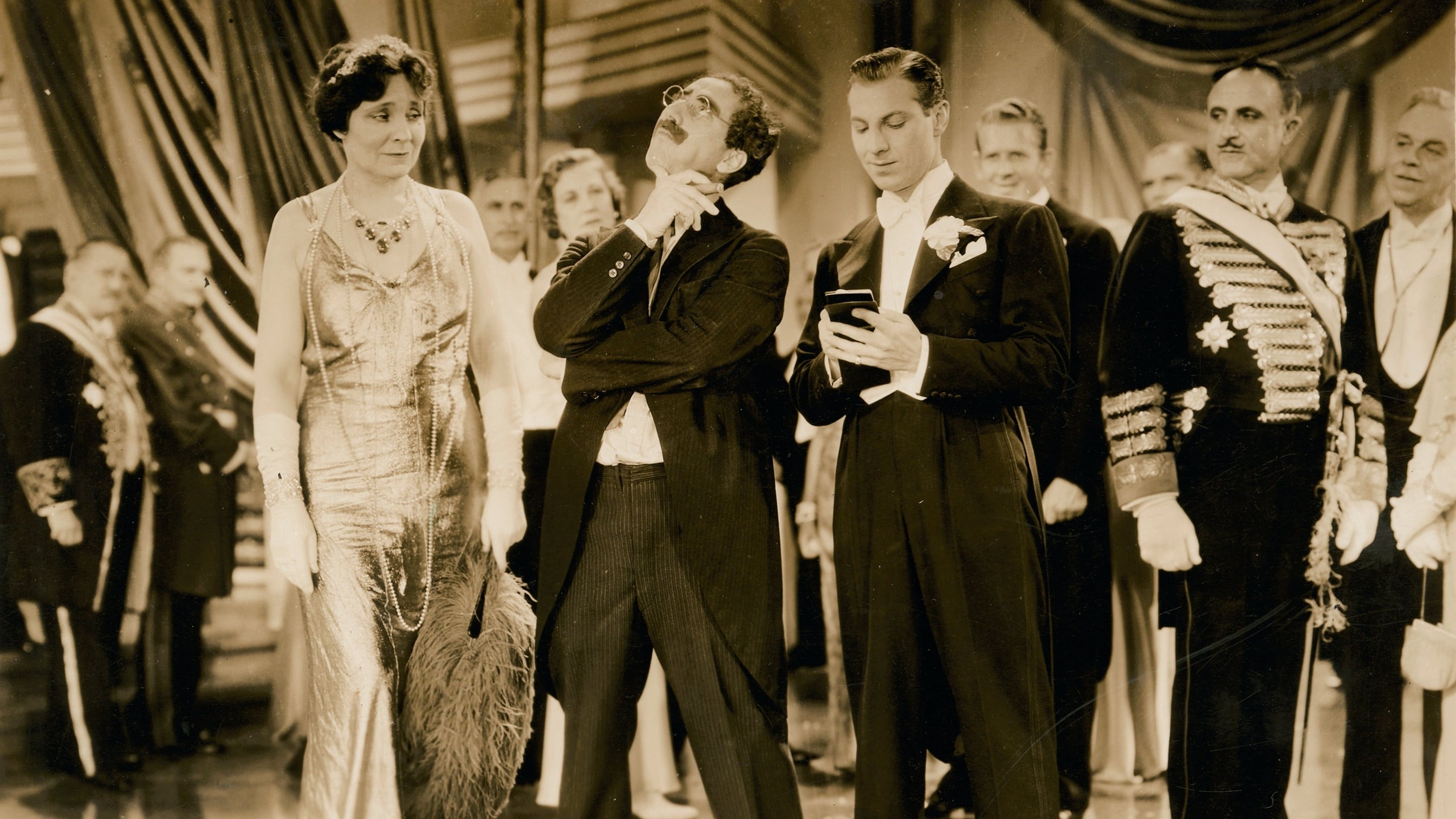Pozadina za film Duck Soup